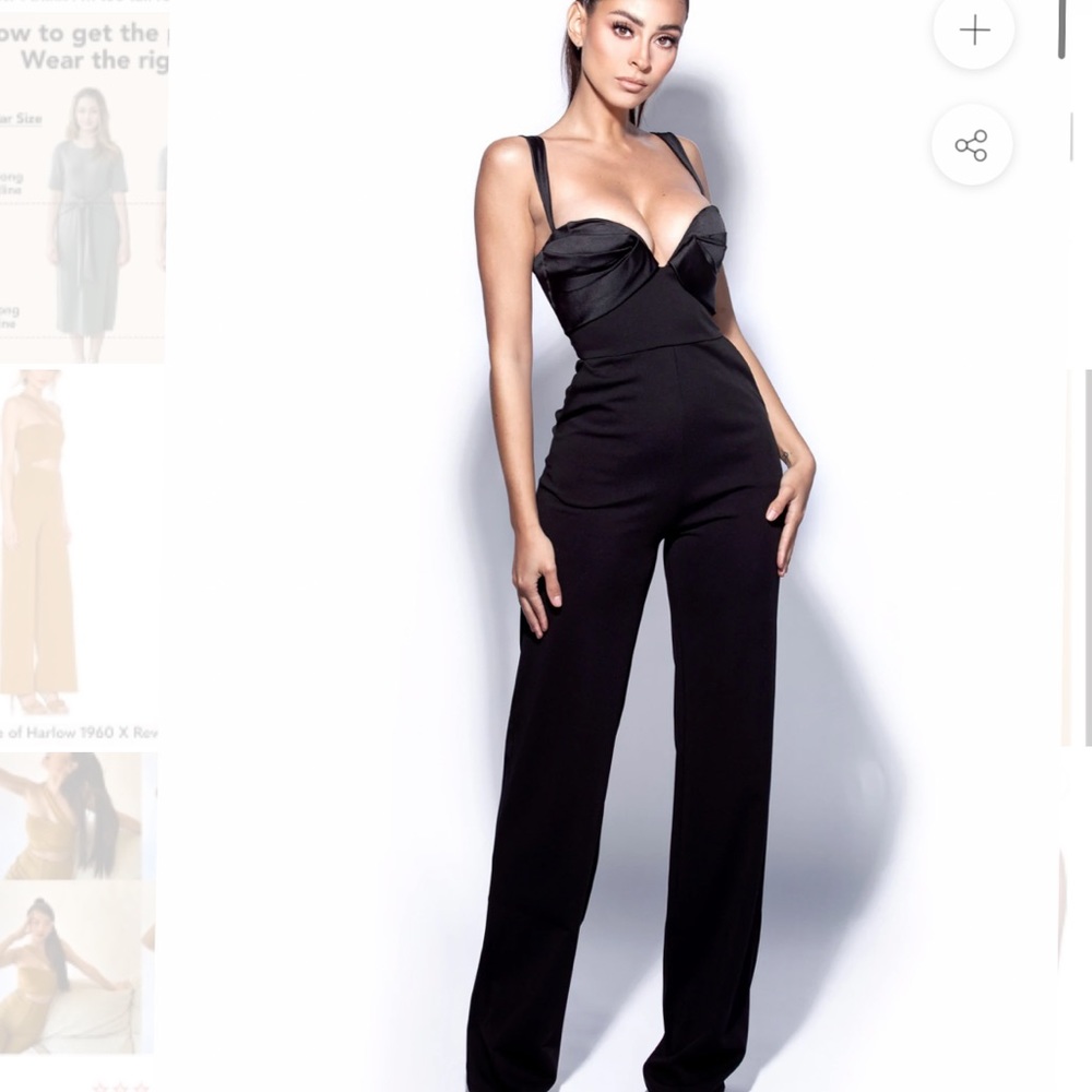 STUNNING jumpsuit 😍 xs